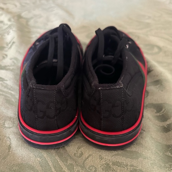 Authentic Gucci Sneakers - Picture 4 of 6